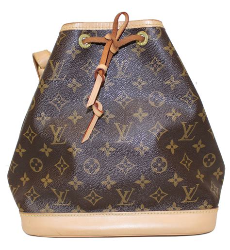 louis vuitton petit noe nm vs noe bb|Louis Vuitton noe sizes.